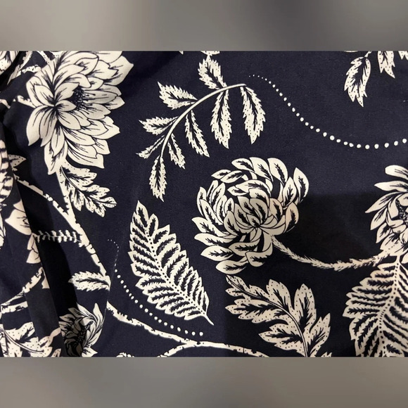 Sea Level Swim 2 piece blue and white floral bathing suit, size 6 - Picture 10 of 13